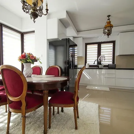 Nad Jeziorem Villa *